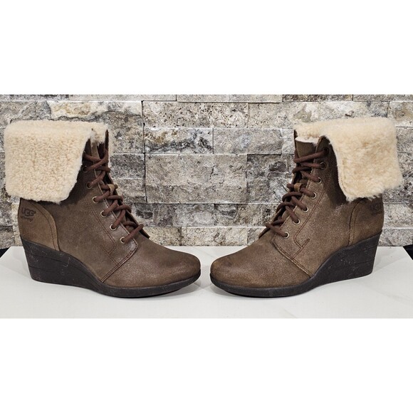 UGG Zea Waterprooof Wedge Booties Brown Shearling Insulated Ankle Boot Womens 7